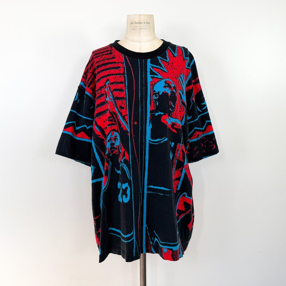 Air Jordan DNA Pop Art Michael Jordan Chicago Bulls 26 Graphic Tee Size XL